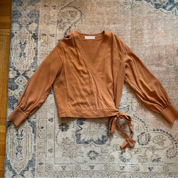 Everlane Washable Silk Wrap Top in Cider - Picture 2 of 8